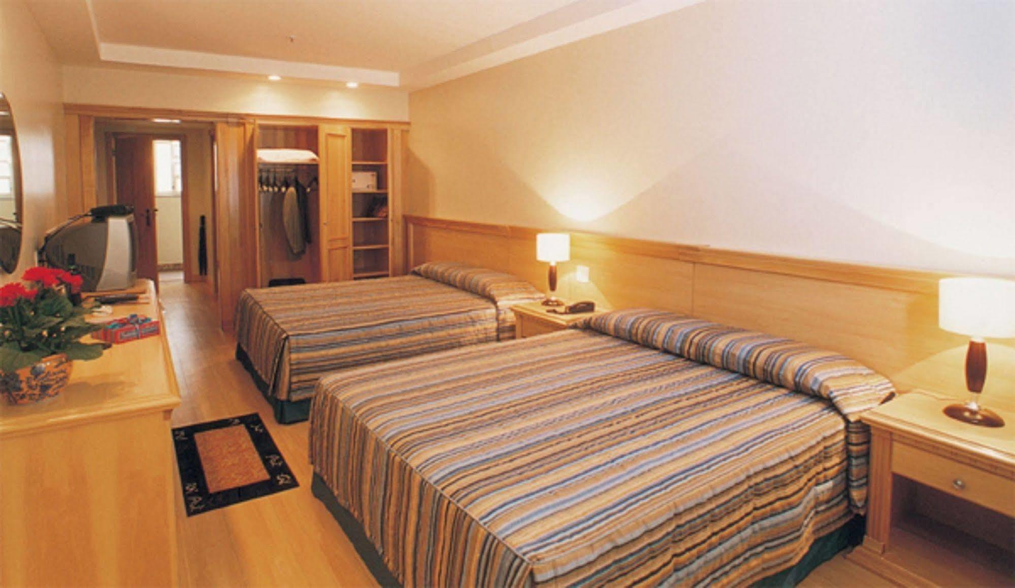 ריו דה ז'ניירו Mar Palace Copacabana Hotel מראה חיצוני תמונה